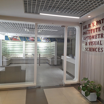 Optical-Shop-Entrance